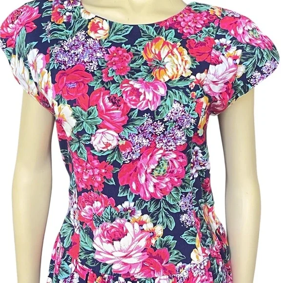 Vintage Positive Attitude Floral English Country Garden Open Tie Back Dress - Picture 4 of 13